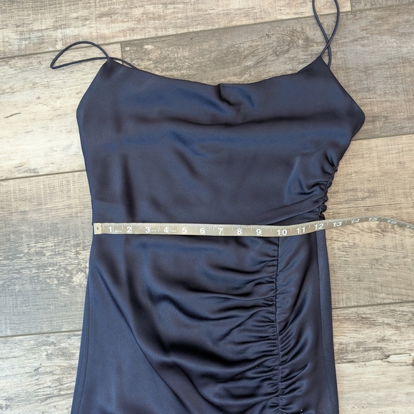 Alice + Olivia Blue Ruched Spaghetti Strap Midi Dress - Picture 10 of 12